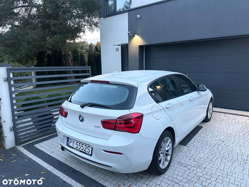 BMW Seria 1 - 12