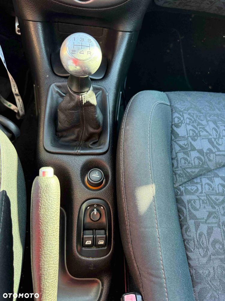Peugeot 206 90 Quiksilver - 8