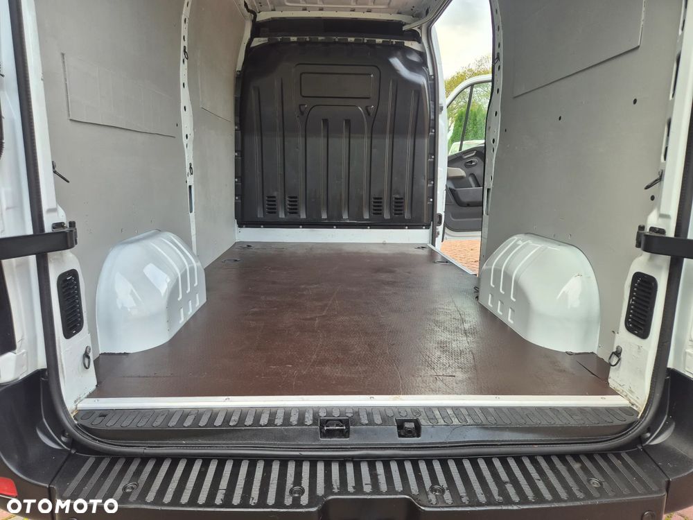Renault Master - 20