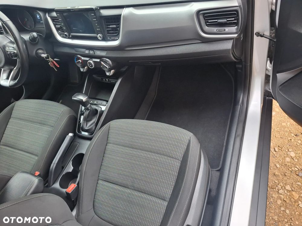 Kia Stonic - 18