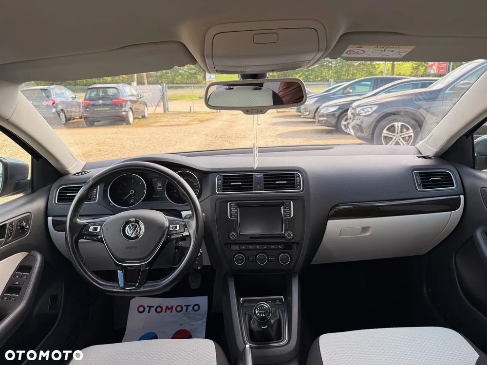 Volkswagen Jetta 2.0 TDI DPF BMT Comfortline - 23