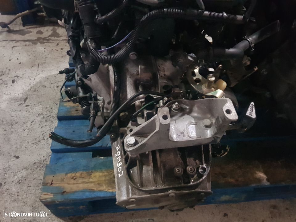 Caixa de Velocidades Peugeot 407/Citroen C5 2.0 Hdi Ref: 20MB02 - 1