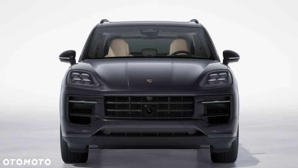 Porsche Cayenne E-Hybrid PHEV - 2