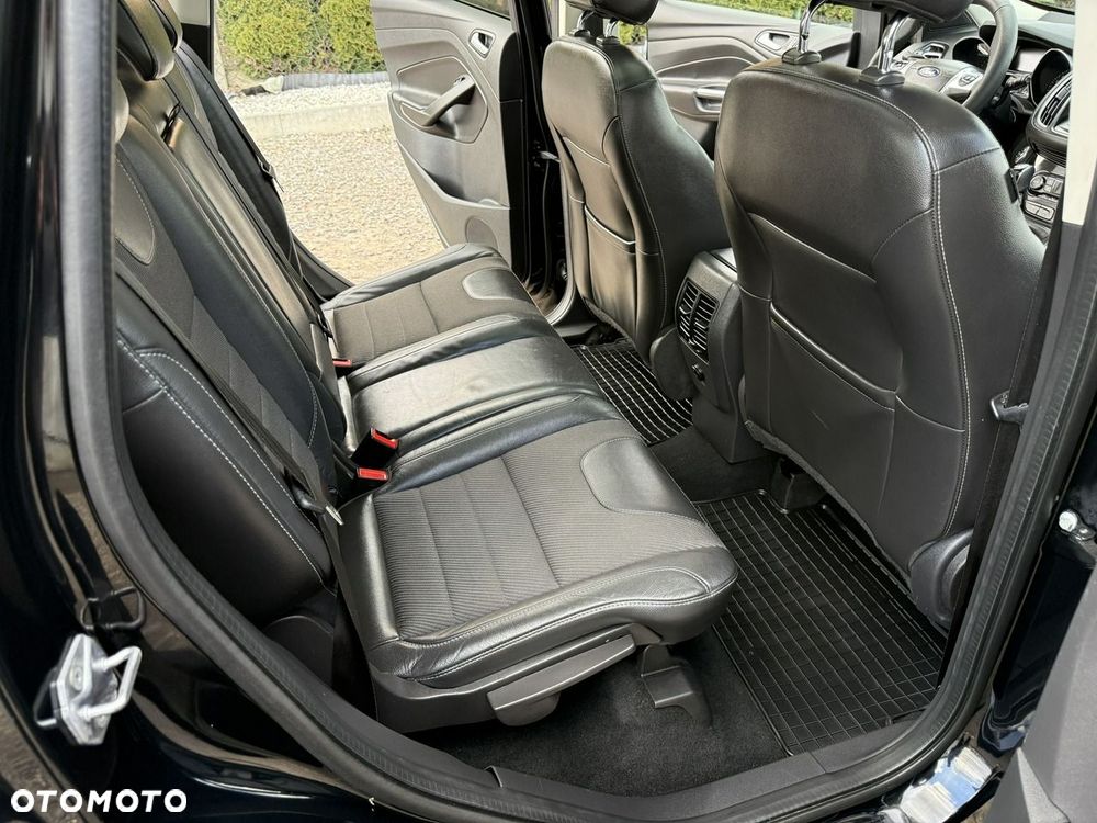 Ford Kuga - 14