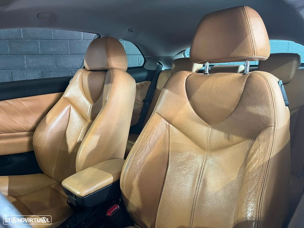 Alfa Romeo GT 1.9 JTD M-JET Progression - 17
