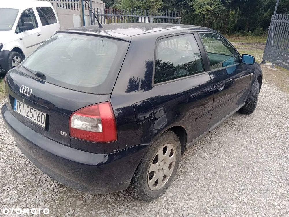 Audi A3 1.8 Attraction - 4
