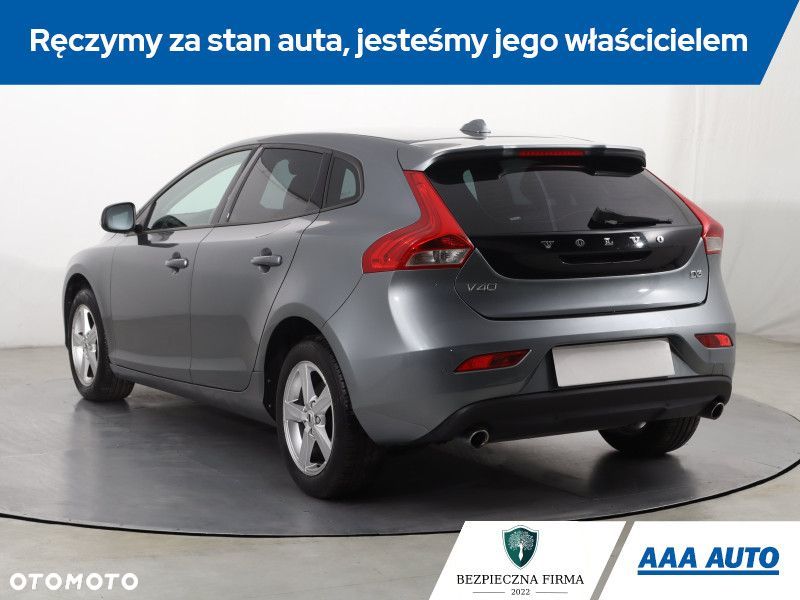 Volvo V40 - 6