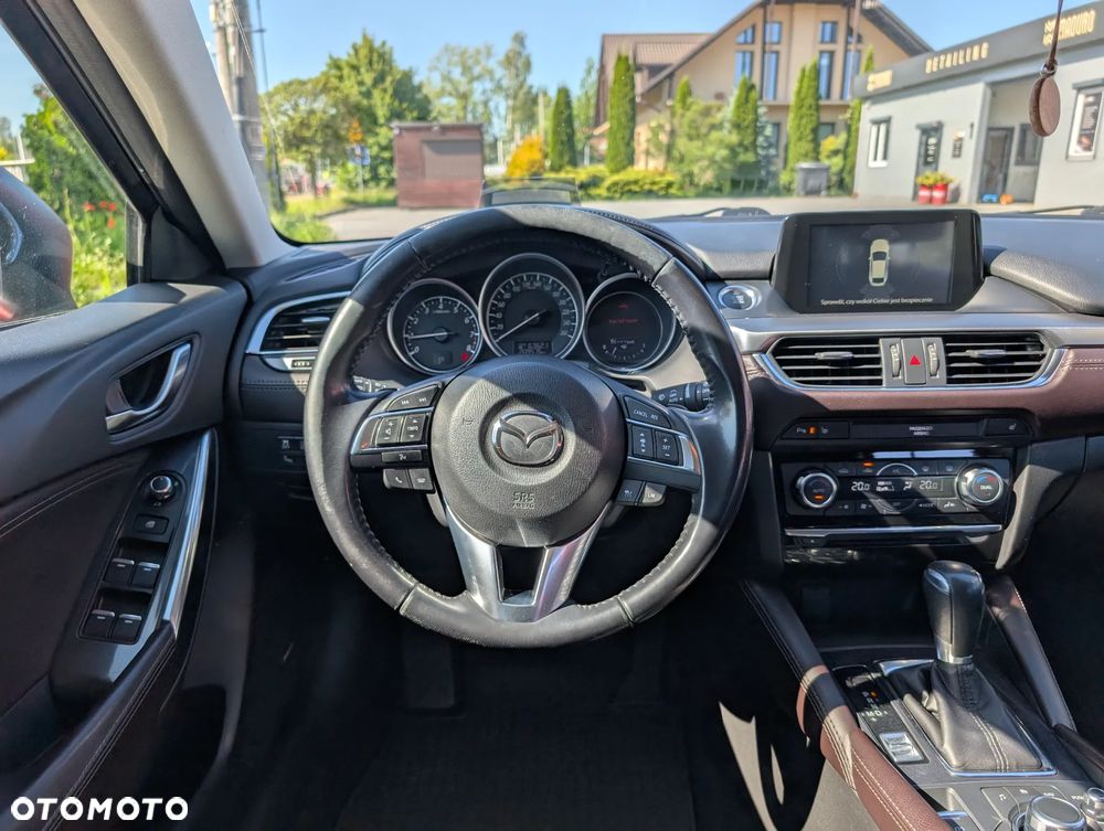 Mazda 6 - 12