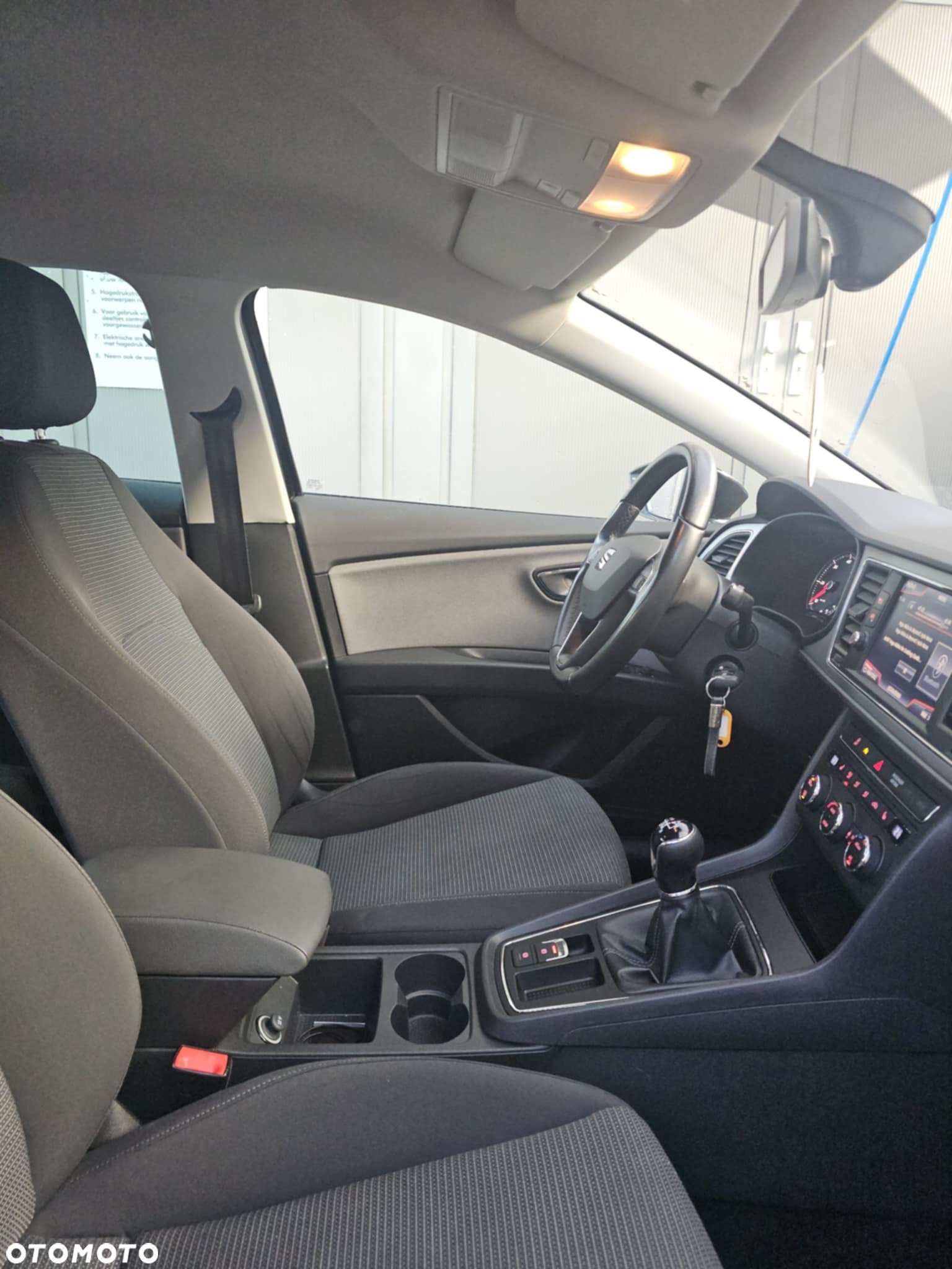 Seat Leon 1.6 TDI Style S&S - 10