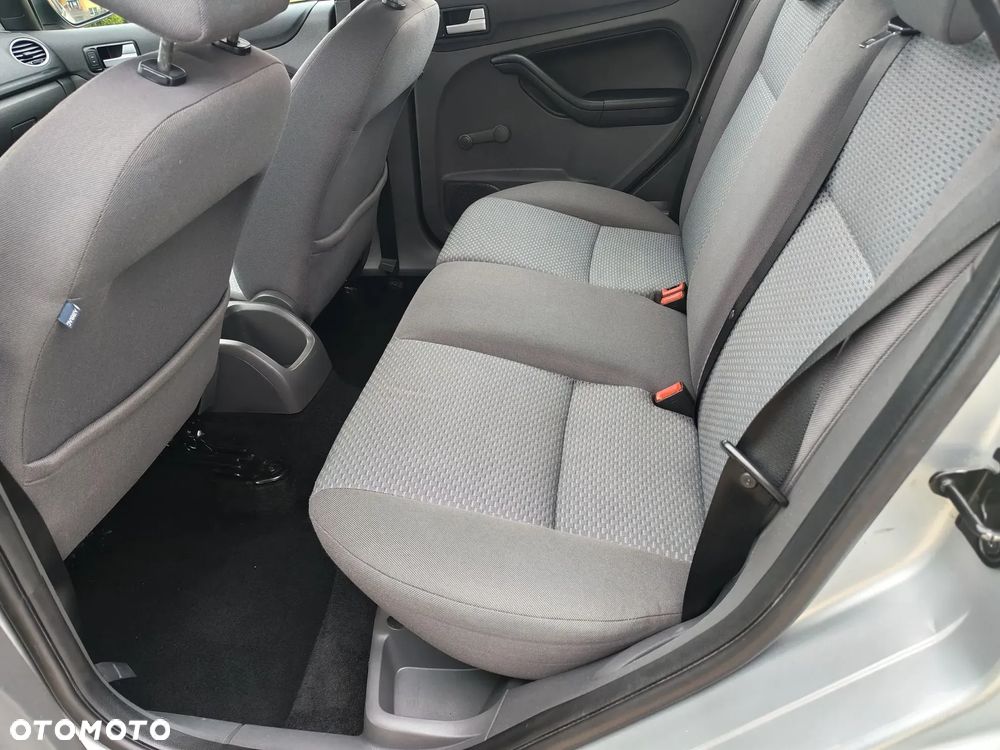 Ford Focus - 13