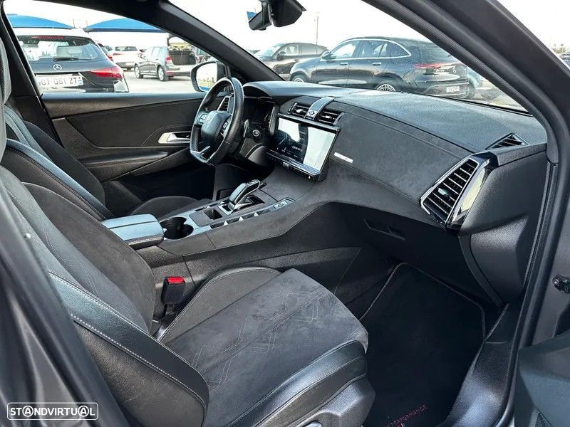 DS DS7 Crossback E-Tense Performance Line EAT8 - 40