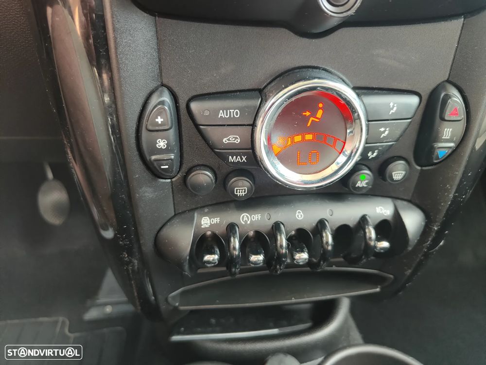 MINI Countryman One D - 10