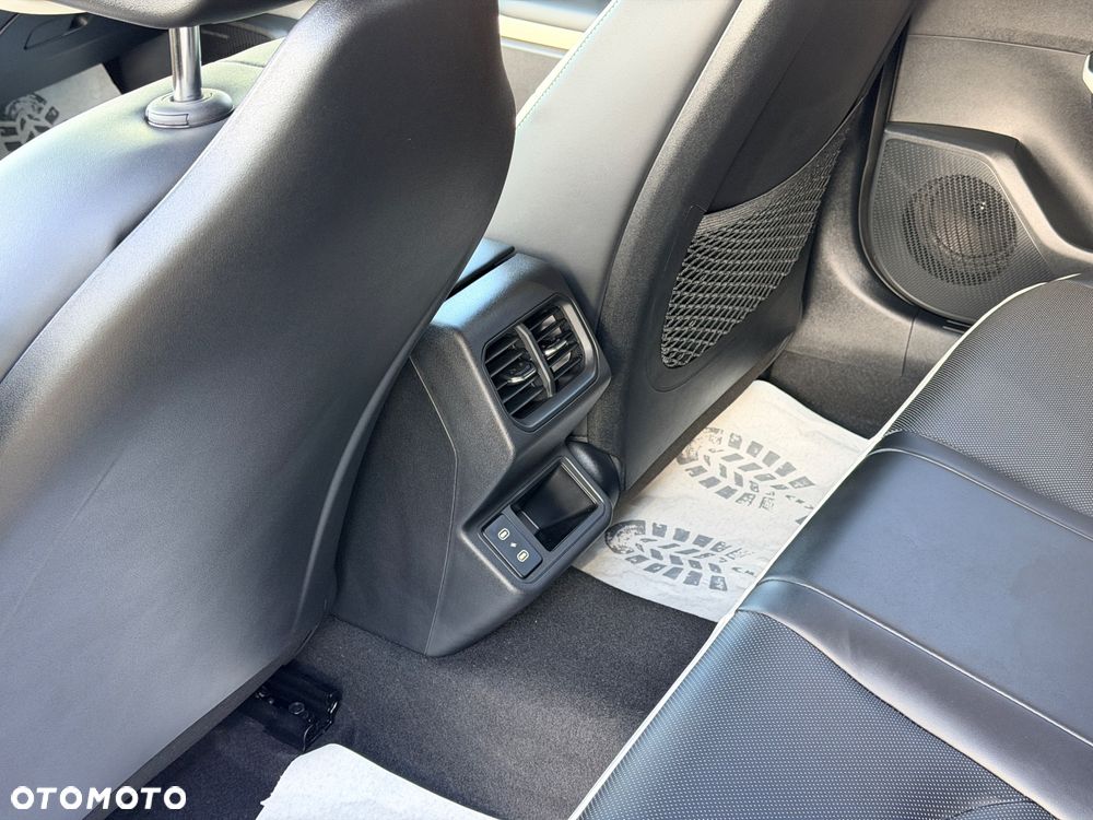 Kia K4 1.6 T-GDI GT Line - 27