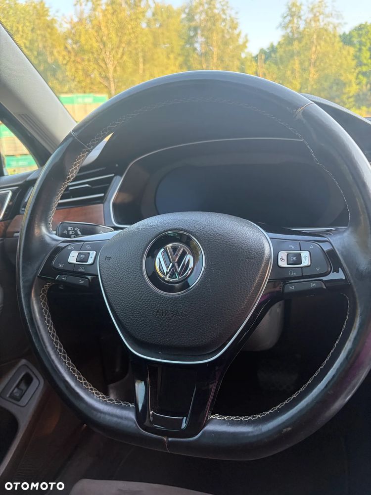 Volkswagen Passat 2.0 TDI BMT 4Mot Highline DSG - 27