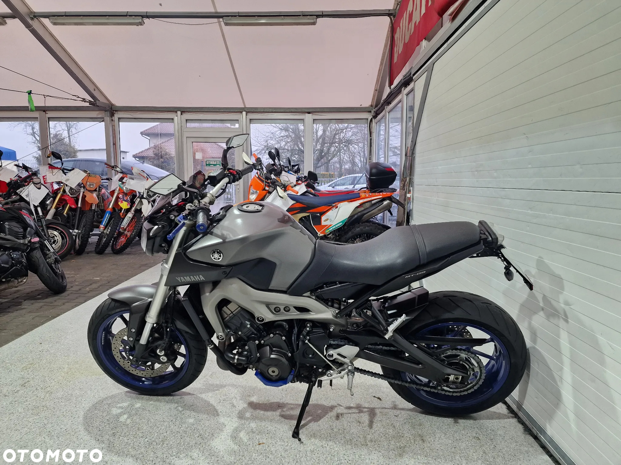 Yamaha MT - 17