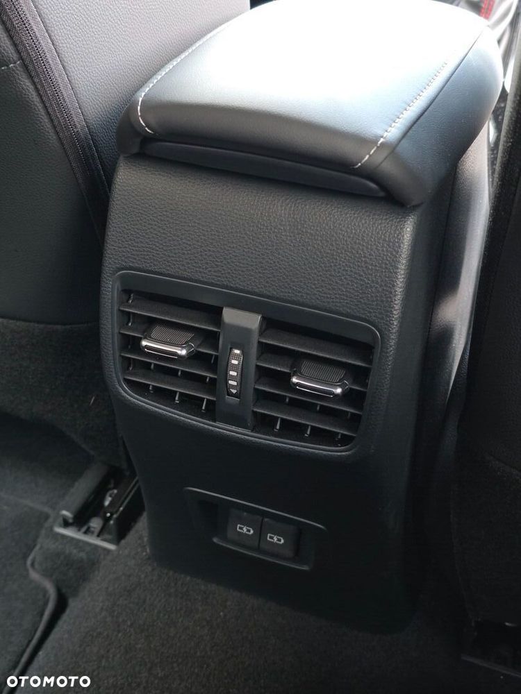 Toyota Corolla 1.8 Hybrid GR Sport - 24