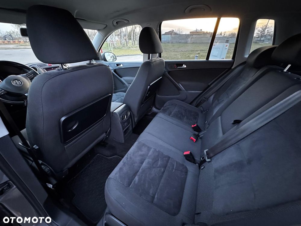 Volkswagen Tiguan - 16