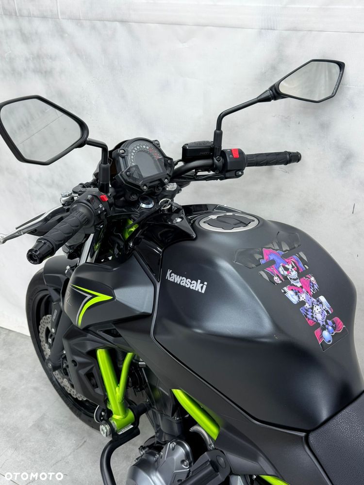 Kawasaki Z 650 - 17