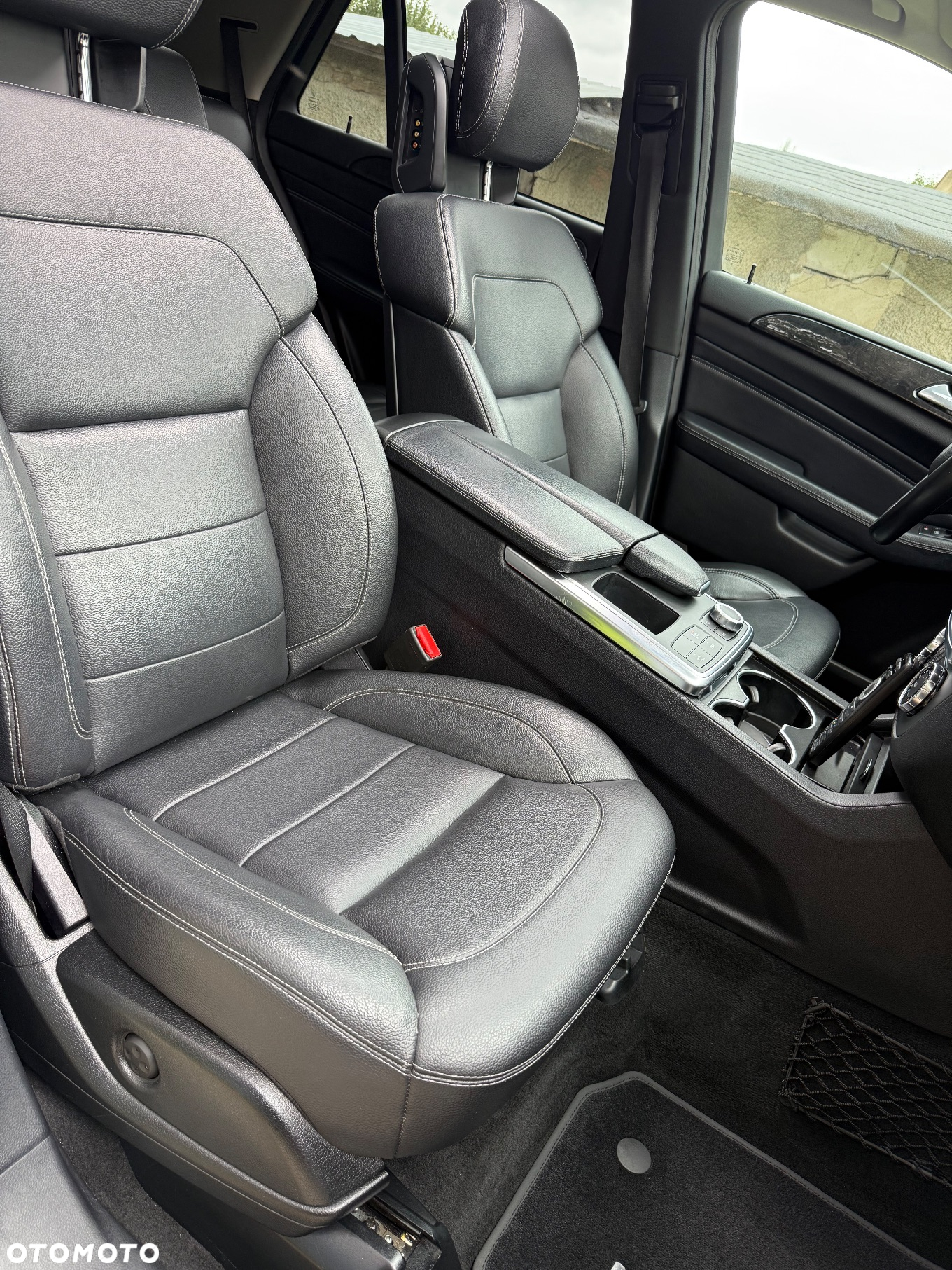 Mercedes-Benz ML 350 BlueTEC 4MATIC 7G-TRONIC - 36