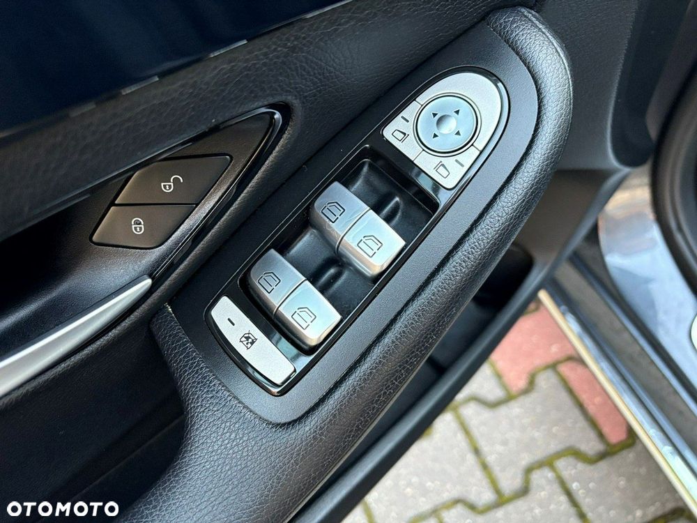 Mercedes-Benz Klasa C - 13