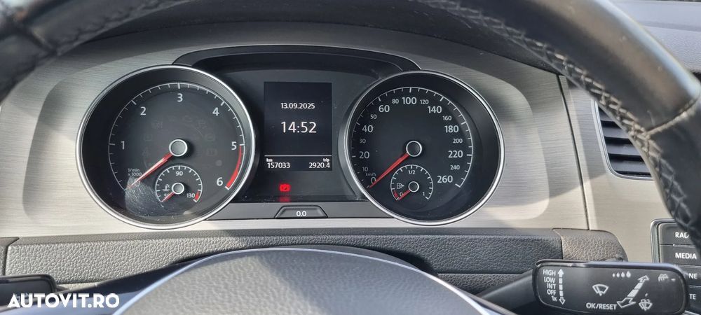 Volkswagen Golf 1.6 TDI BMT Comfortline - 8