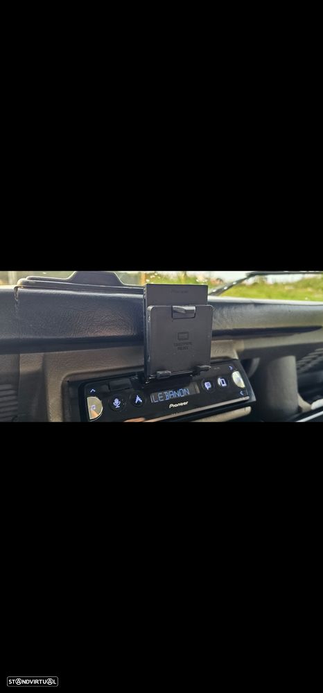 Land Rover Defender - 14