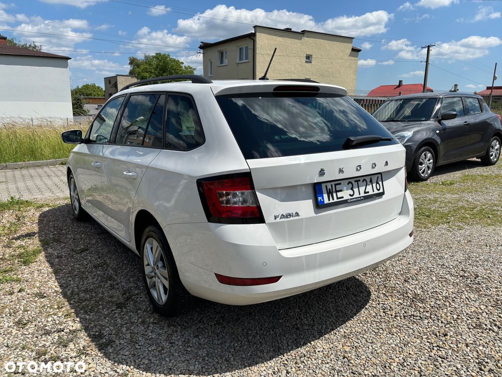 Skoda Fabia 1.0 TSI Ambition - 11