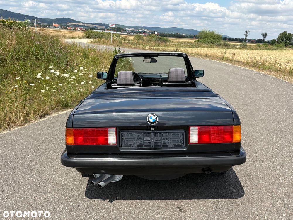 BMW Seria 3 320i - 9
