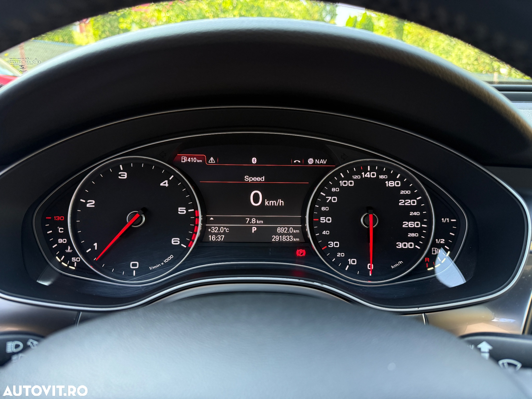 Audi A6 Avant 3.0 TDI quattro Stronic - 32