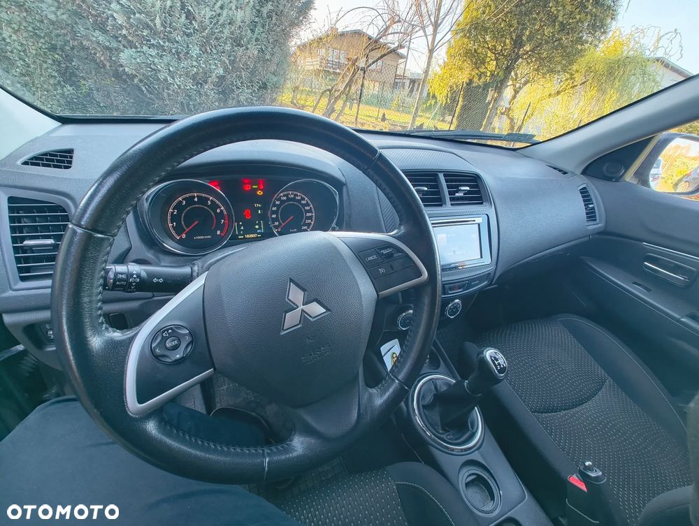 Mitsubishi ASX 1.6 Invite Navi - 3