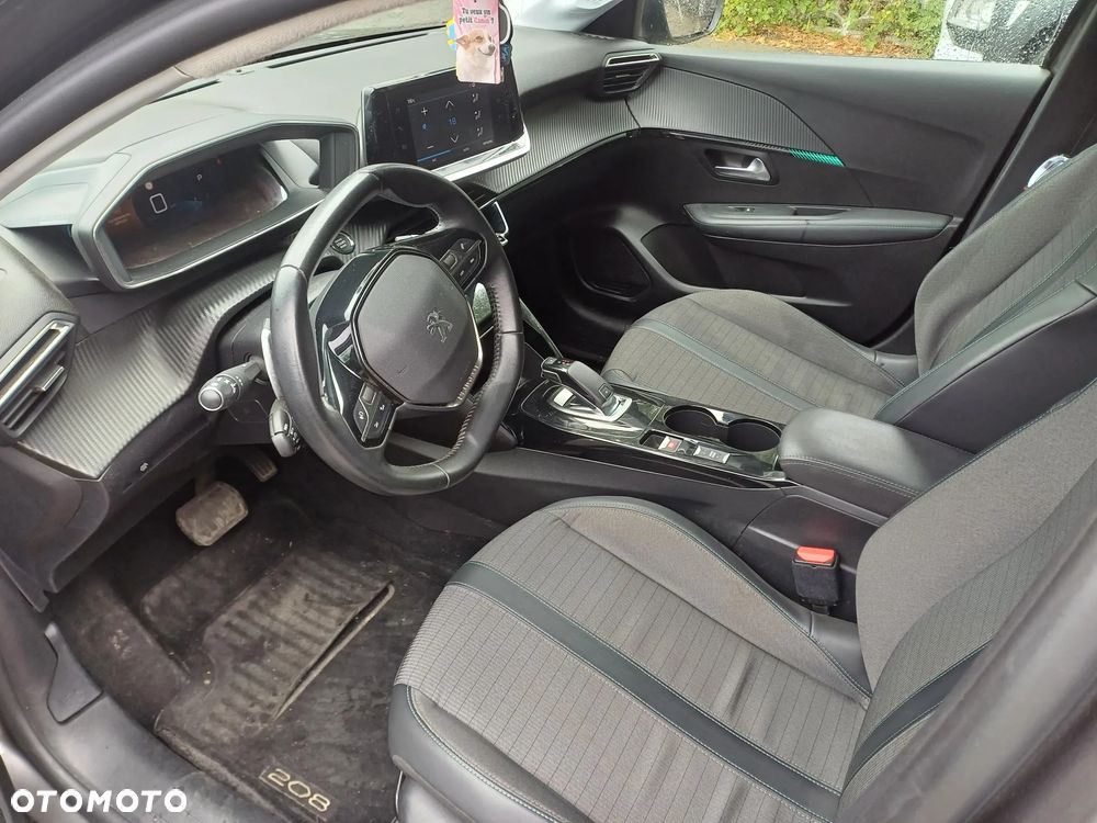 Peugeot 208 PureTech 100 EAT8 Allure - 16