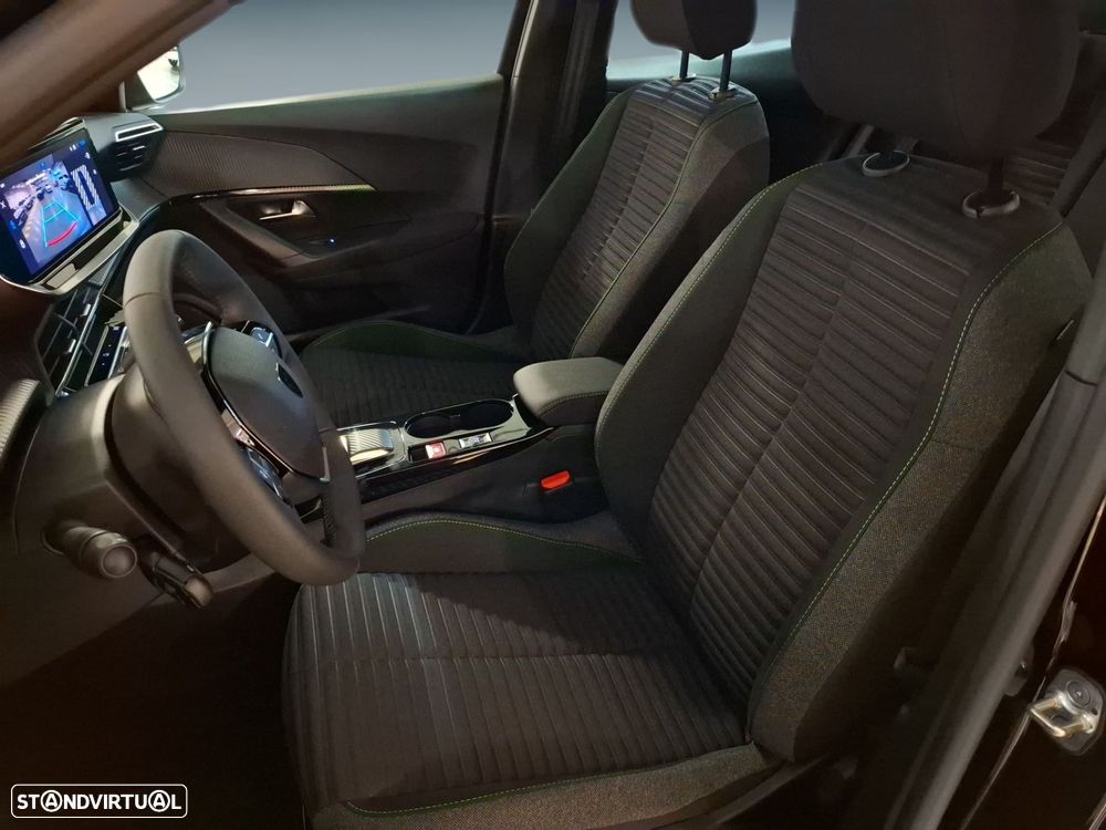 Peugeot e-2008 54 kWh Active - 11