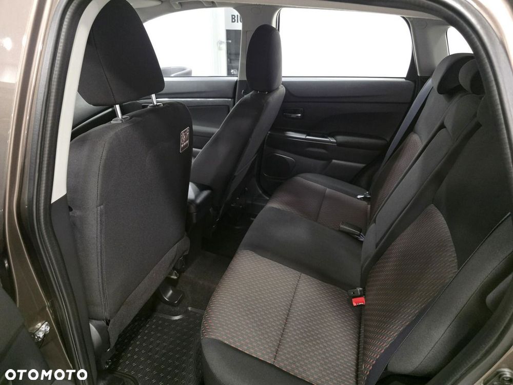 Mitsubishi ASX 1.6 2WD Comfort Edition - 11