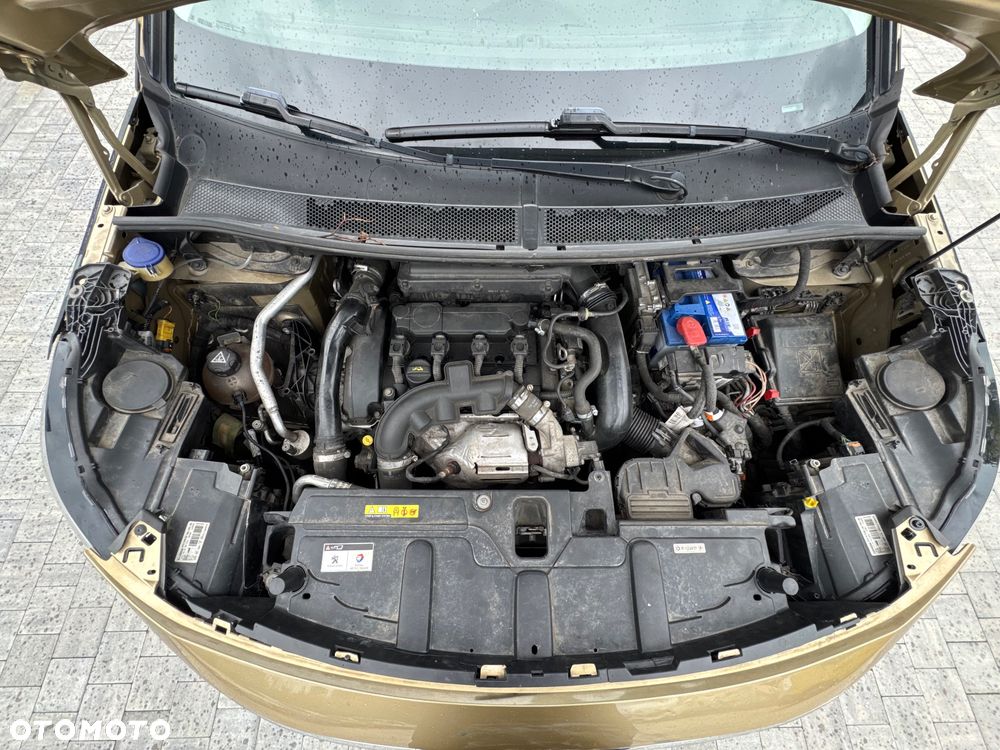 Peugeot 5008 1.6 THP Active S&S EAT6 - 37