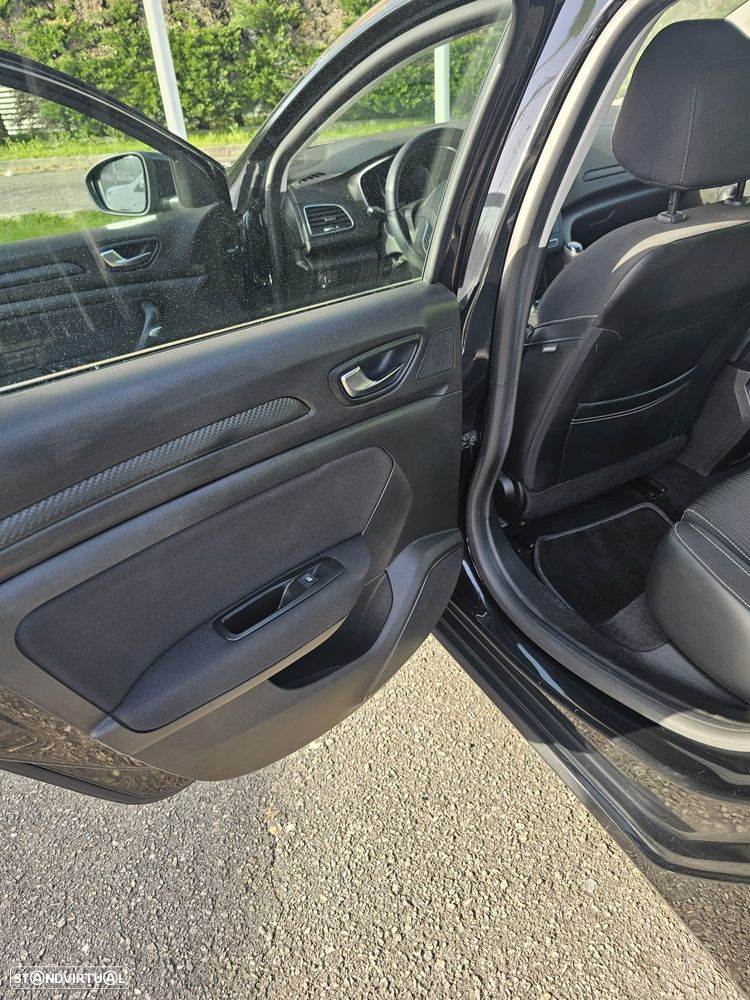 Renault Mégane Sport Tourer 1.5 dCi Comfort SS - 9