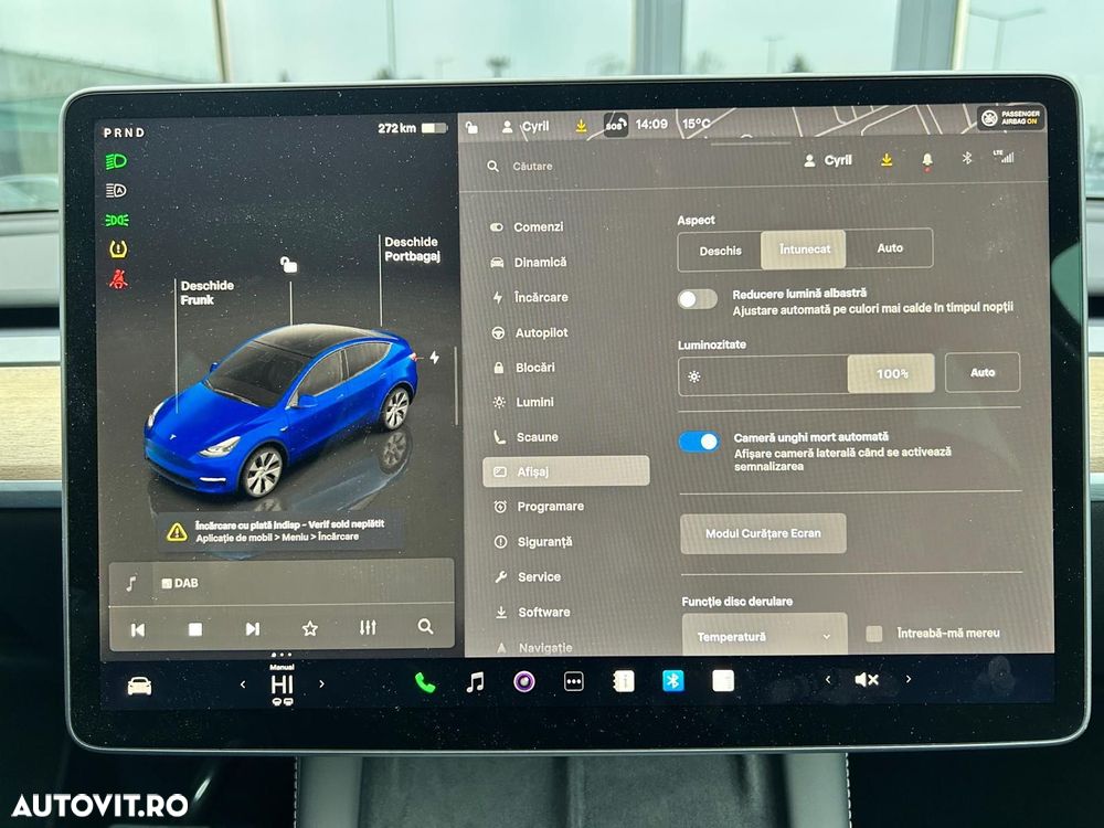 Tesla Model Y Long Range Dual Motor AWD - 26