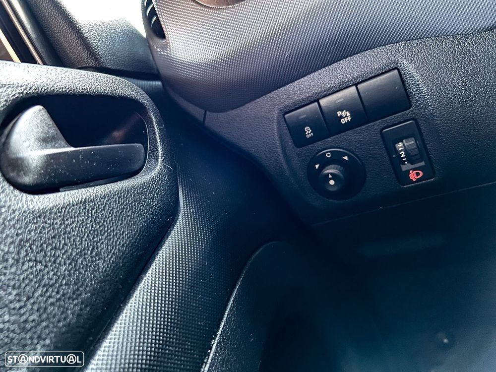 Citroën Berlingo 1.6 BlueHDi L1 3L - 20