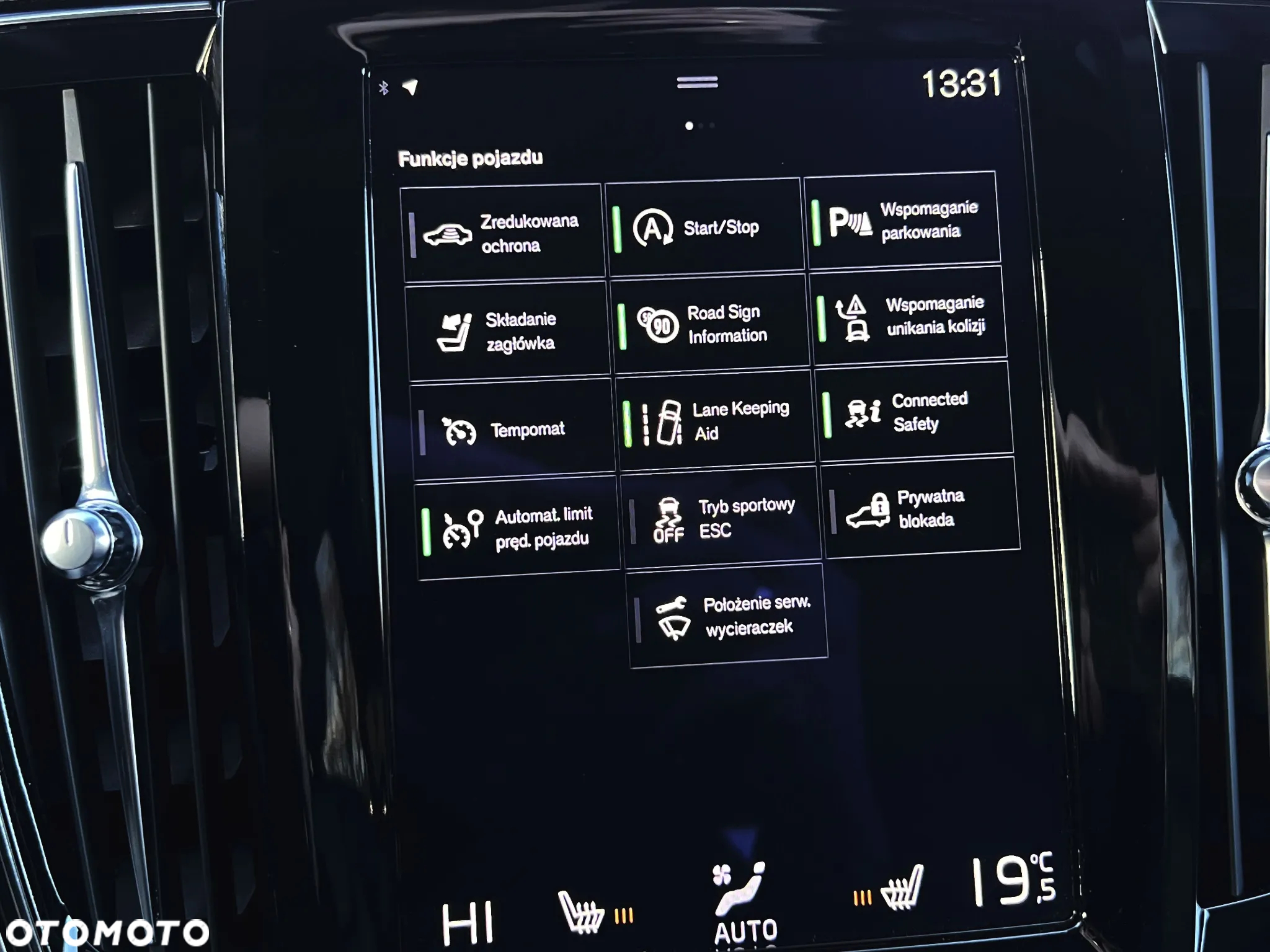 Volvo V90 D4 Momentum Pro - 25
