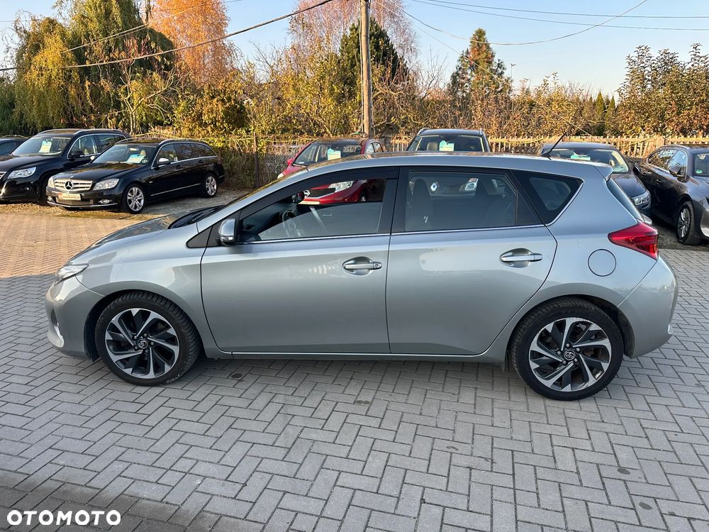 Toyota Auris - 5