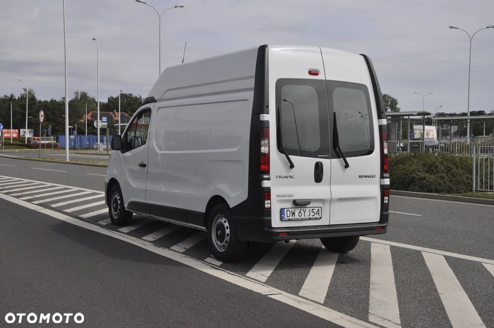 Renault Trafic - 8