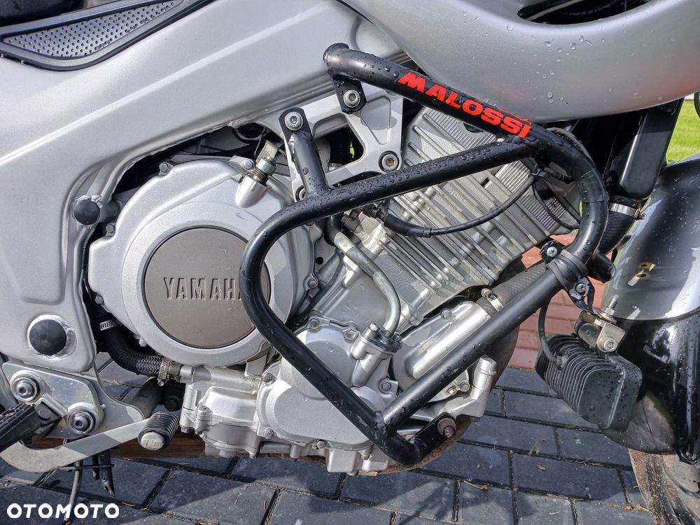 Yamaha TDM - 9