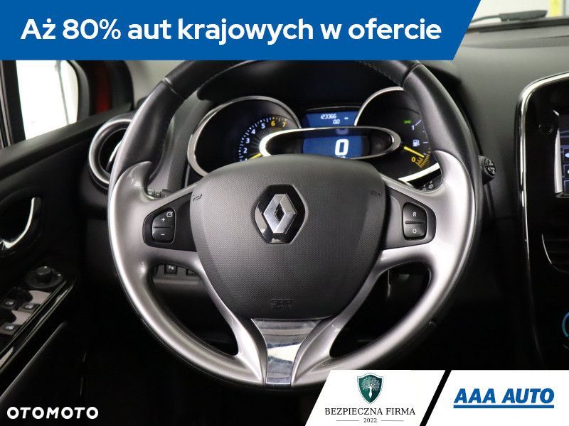 Renault Clio - 22