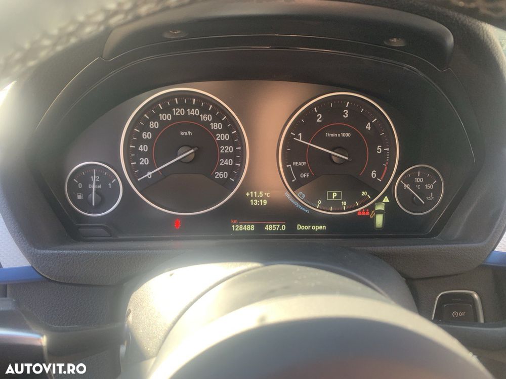 BMW Seria 3 320d Sport-Aut. Sport Line - 15