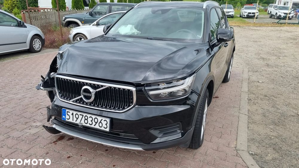 Volvo XC 40 T3 Geartronic Momentum Pro - 16