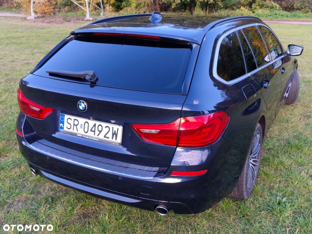 BMW Seria 5 525d - 7