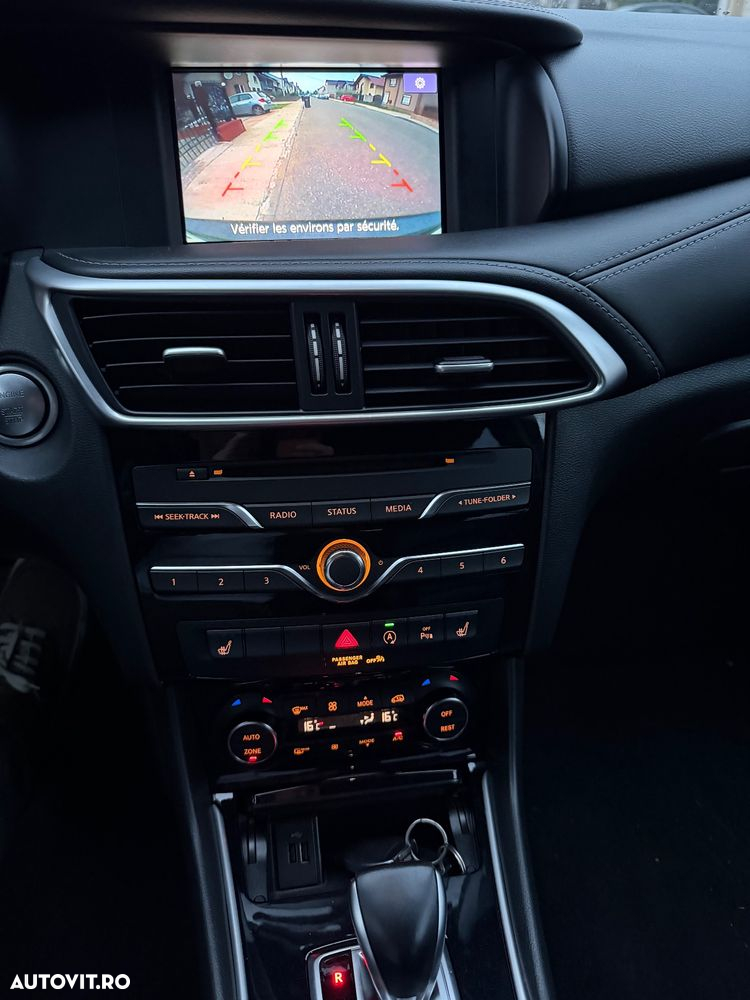 Infiniti QX30 - 21