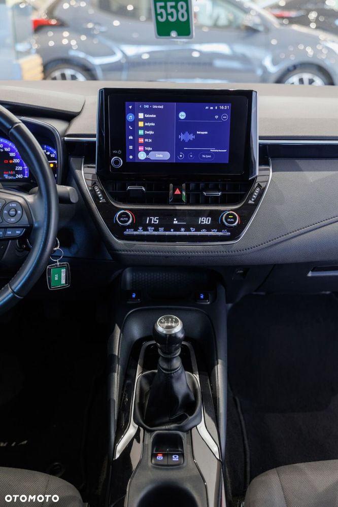 Toyota Corolla - 30