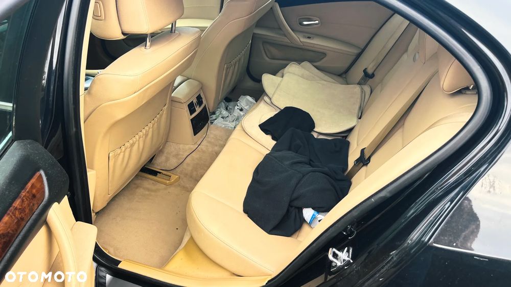 BMW Seria 5 - 24