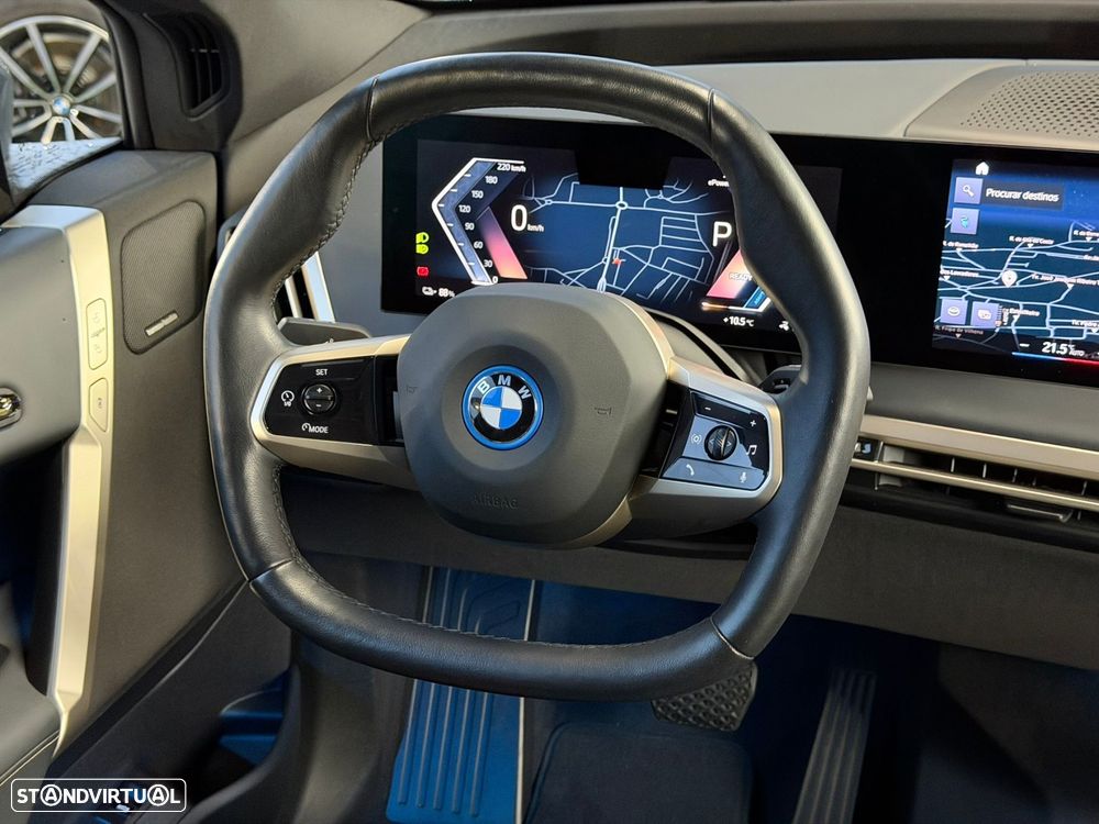 BMW iX xDrive 40 Pack Desportivo - 30