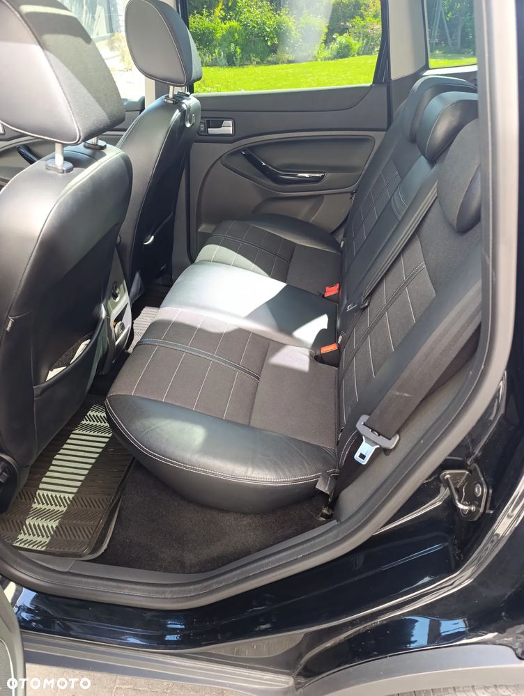 Ford Kuga 2.0 TDCi 4WD Titanium - 5